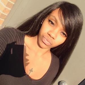 Meet your Posher, Marie